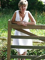 russian mature woman seduces student xxx video